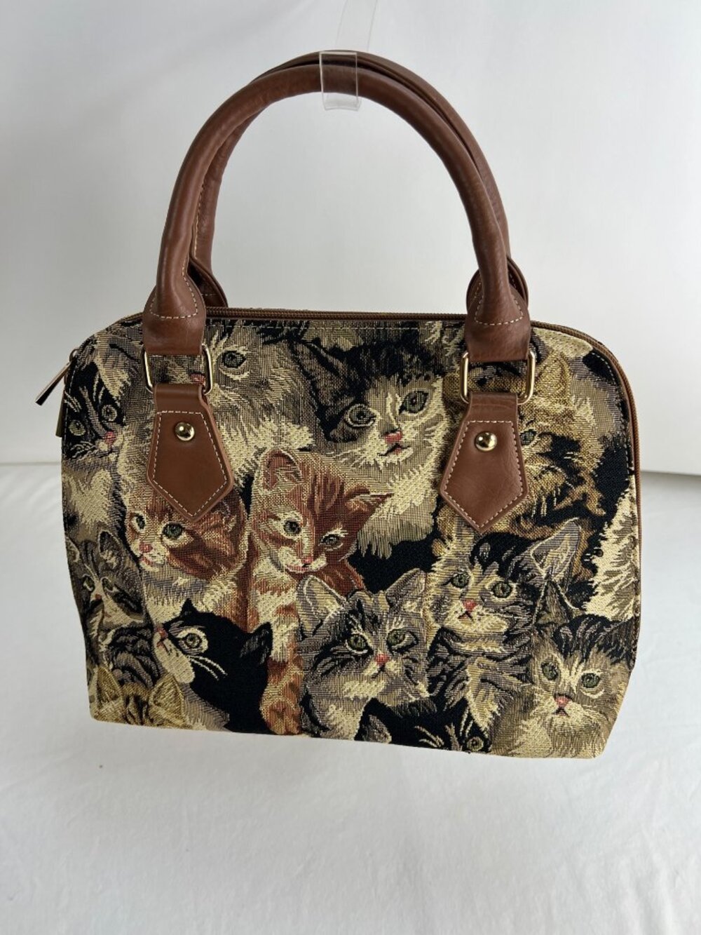 Signare Cat Tapestry Handbag W/ Brown Faux Leather Handles & Gold Hardware